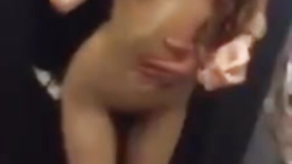 Barbati îmbracati in femeie Nicole anal penis artificial Dop de filme porno cu femei paroase fund pumnul se fisting