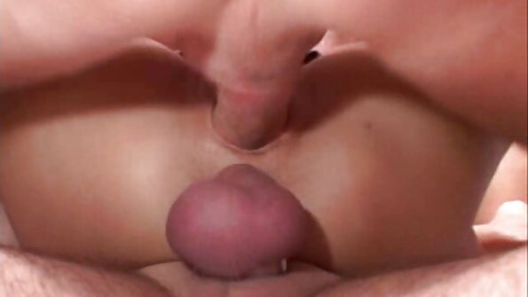 jucărie dracu umpluturi vibrator mare în interiorul ei umed vagin uita la pizde mature paroase filme porno