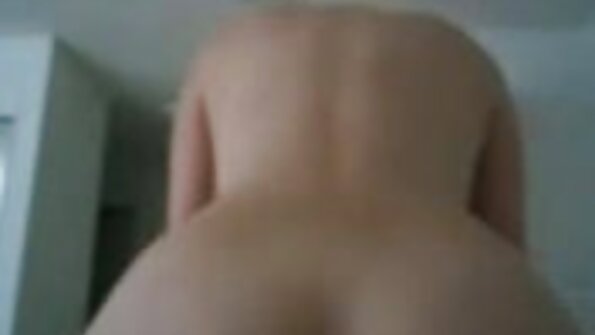 Bucurați-vă de saună și duș porno cu grase flocoase