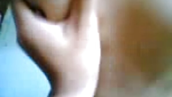 Uite, Curvă, oricine se poate căsători cu această păroase curvă, curvă blondă